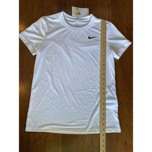 NWT Women's Sz S The Nike Tee Dri-Fit White Short Sleeve Athletic Tee